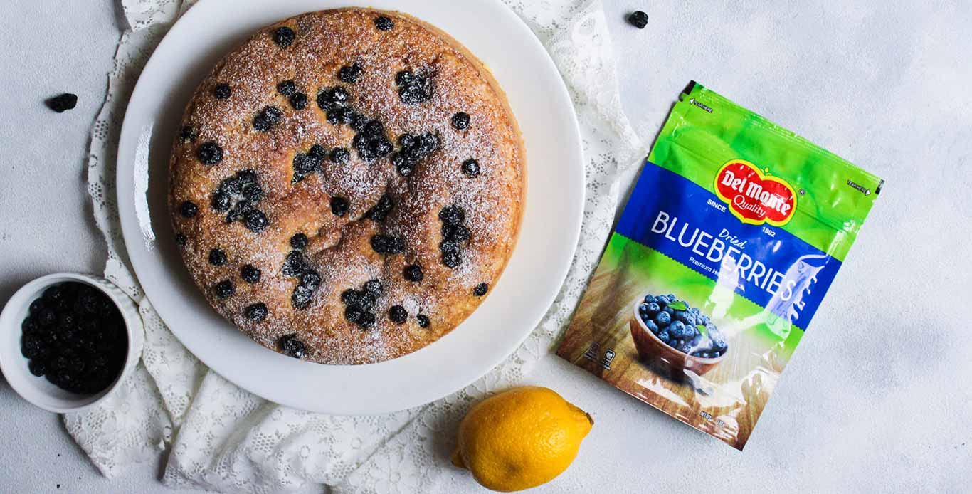 BLUEBERRY LEMON CAKE